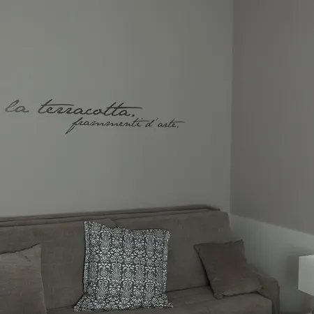 Frammenti 4* ماتيرا