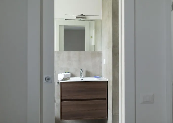 Frammenti Affittacamere 4*