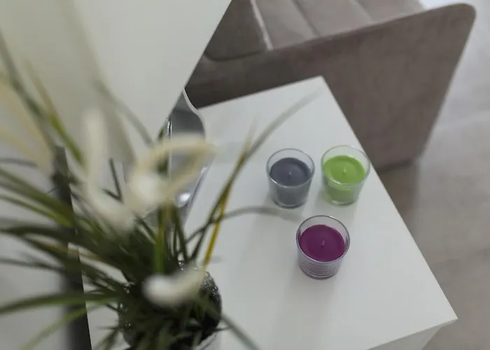 Pensión Frammenti 4*